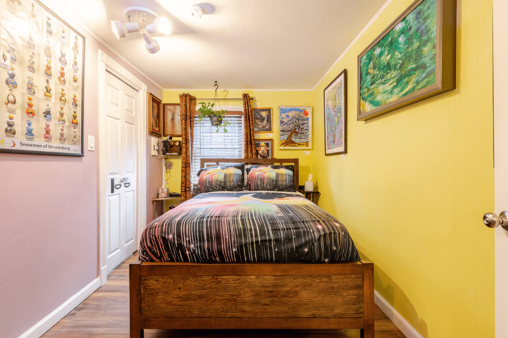The Artist Studio Loft Accommodation Gallery The Artist Studio Loft 2nd Bedroom 01